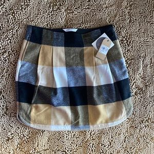 NWT Woolrich Short Skirt, Size 10